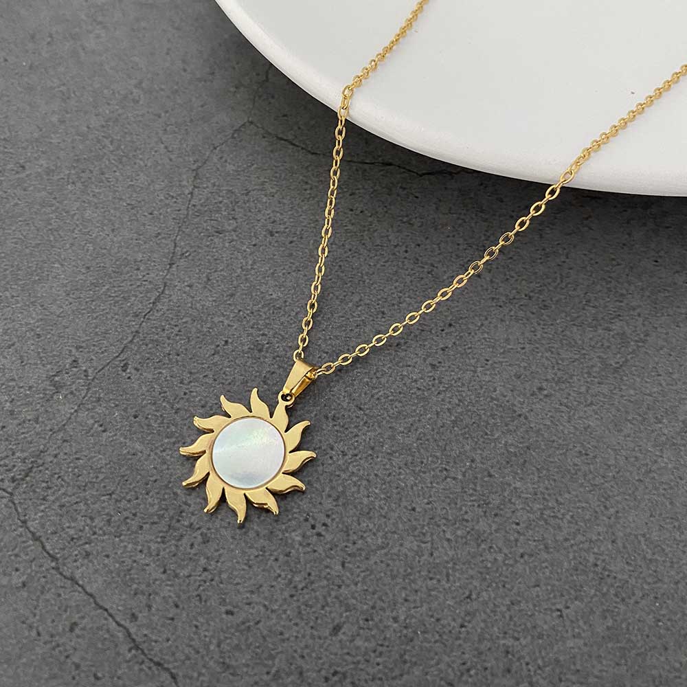 Colar Sol com em Aço Inoxidável e Madrepérola